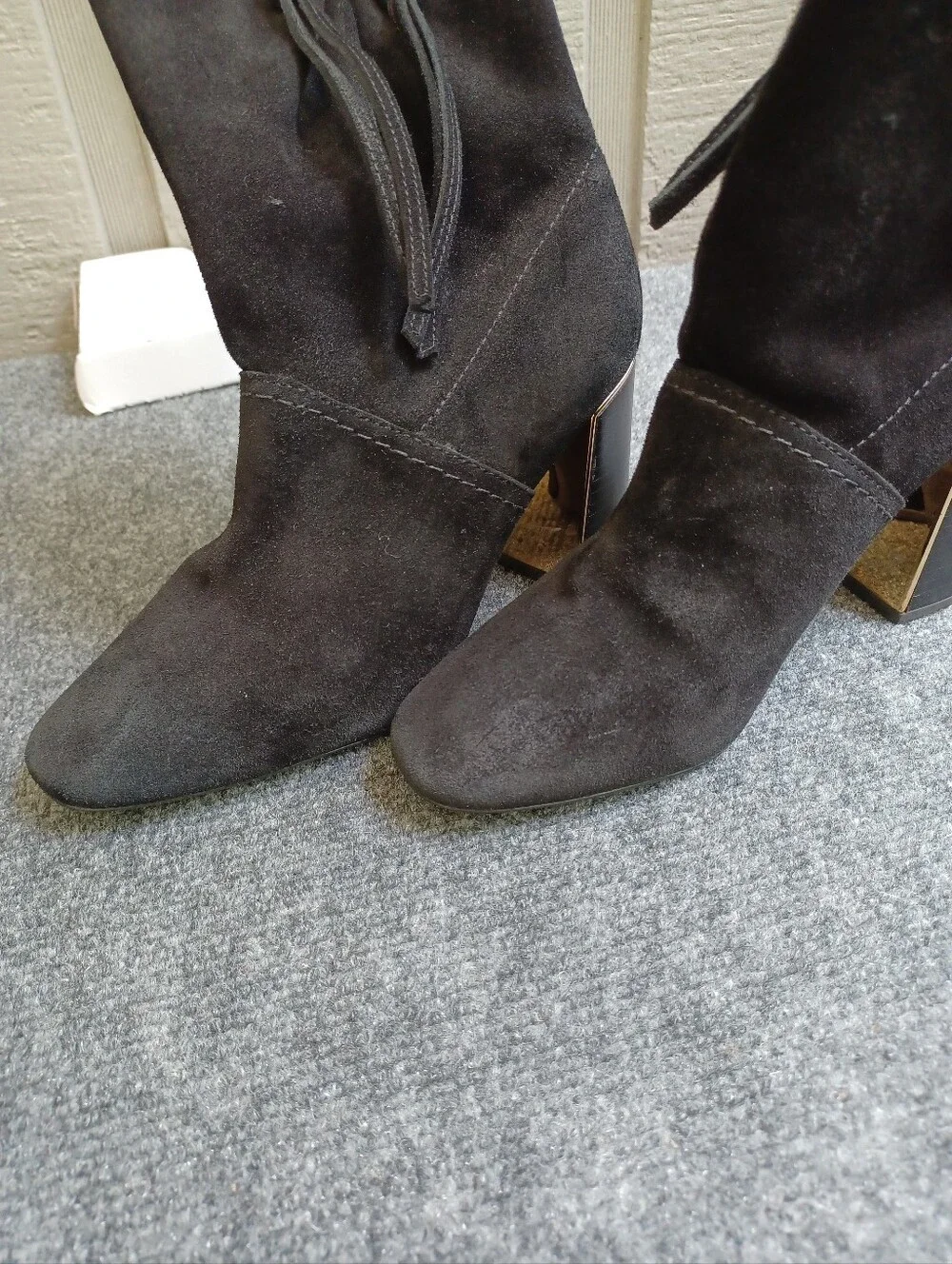 Tory Burch GIGI 85 MM Suede Slouch Knot Boot Size 7 Women In Black Quiet Luxury